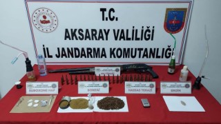 JANDARMA ZEHİR TACİRLERİNİ KISKIVRAK YAKALADI