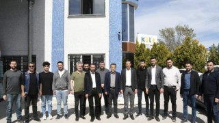 AK PARTİ HEYETİNDEN,  KULE ALIŞVERİŞ MERKEZLERİNE ZİYARET