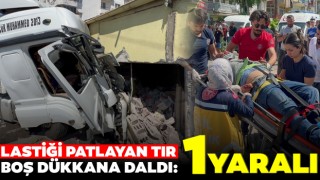 Lastiği Patlayan Tır Boş Dükkana Daldı: 1 Yaralı