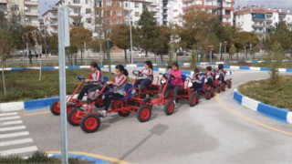 Öğrencilere Trafik Güvenliği Ve Temel Trafik Eğitimi