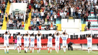 Siyah Beyazlı Yönetim, Bu Sezon Başarıyı Gözüne Kestirdi