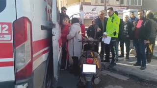 Motosiklete Çarpıp Kaçtı, Dakikalar Sonra Geri Geldi