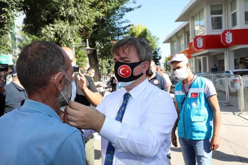 Vali Aydoğdu; “Vatandaşın gönlüne girebilirseniz onun beynine hükmedebiliyorsunuz” 