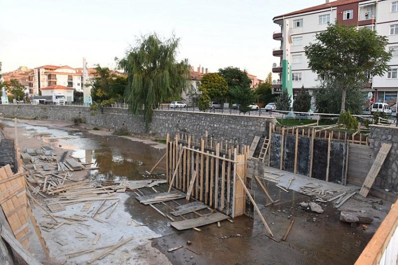 Başkan Dinçer, “Önceliğimiz Trafiği Rahatlatacak Projeler”