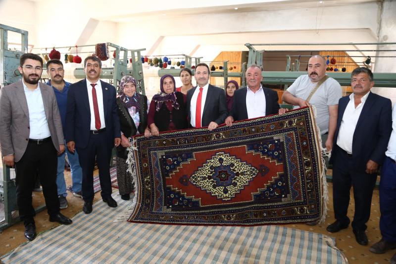  “Tarihi Taşpınar Halıları Aksaray’ın Önemli Bir Markası”